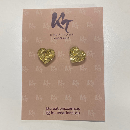 Gold heart stud