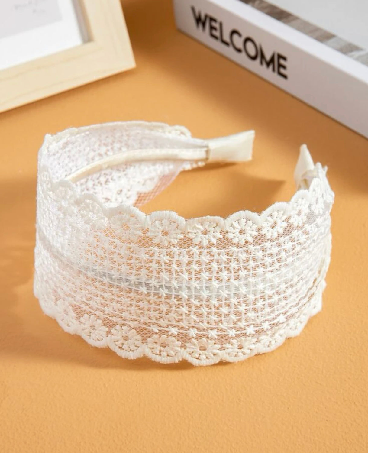 Lace headband