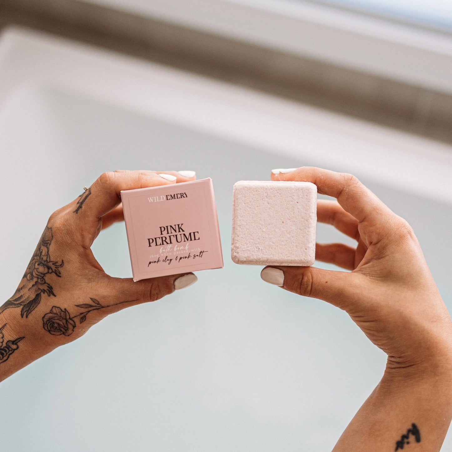 Pink Perfume - Bath Bomb