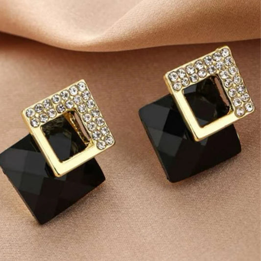 black geo earring 247